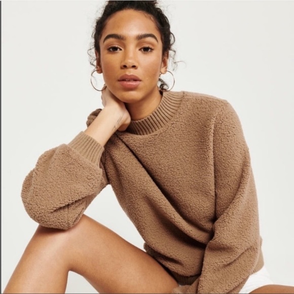 Abercrombie & Fitch Sweaters - Abercrombie & Fitch Sherpa Crewneck Sweatshirt M - Camel Tan Wool Casual Fall